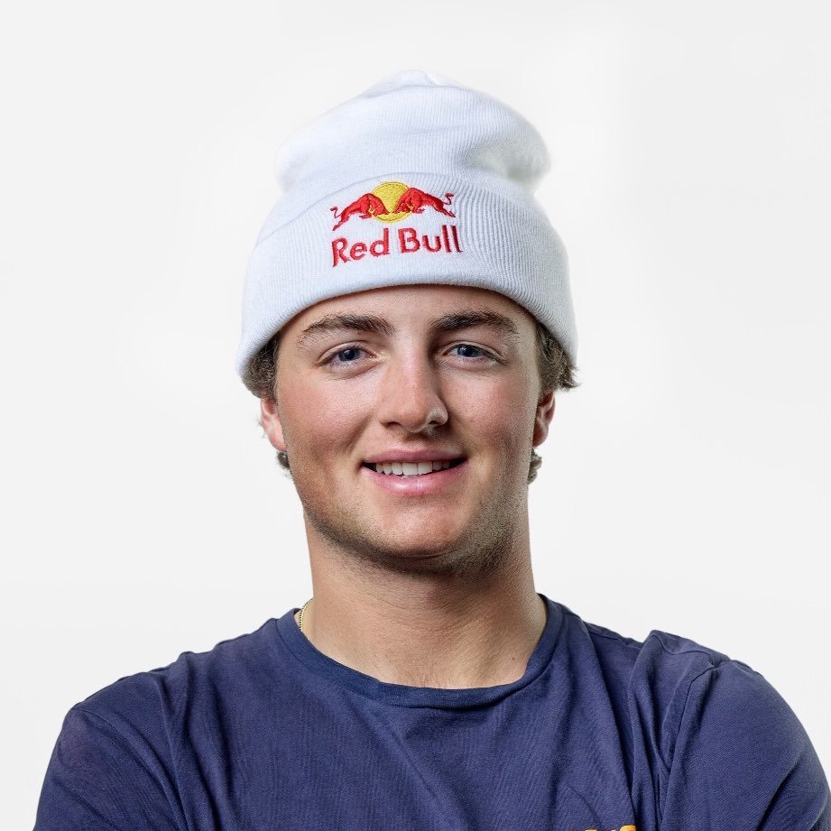 Photo of Hunter Henderson