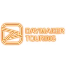 Logo de DayMaker Touring